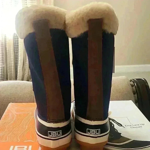 JBU Women's Snowy Lace Up Boots - Picture 4 of 10